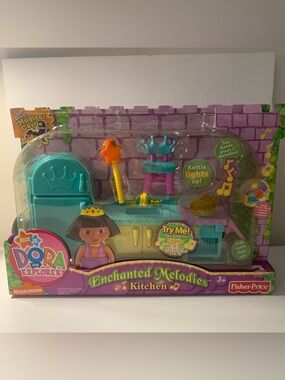 Dora the Explorer Enchanted magical kitchen play set